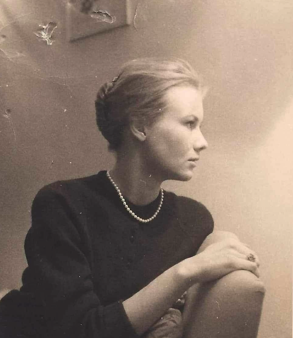 Λίζα Εβερτ: όταν η ομορφιά έσμιξε με τη διακριτικότητα και την ευγένεια-2