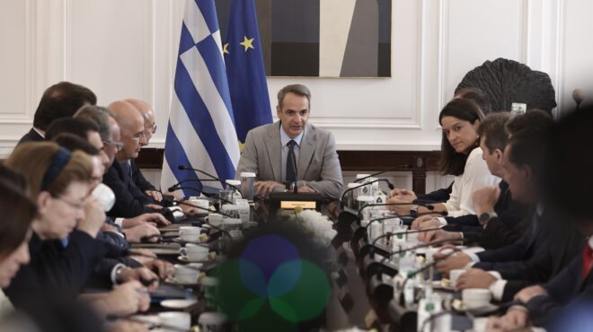 μητσοτάκης-εμφαση-στην-καθημερινότη-562557868