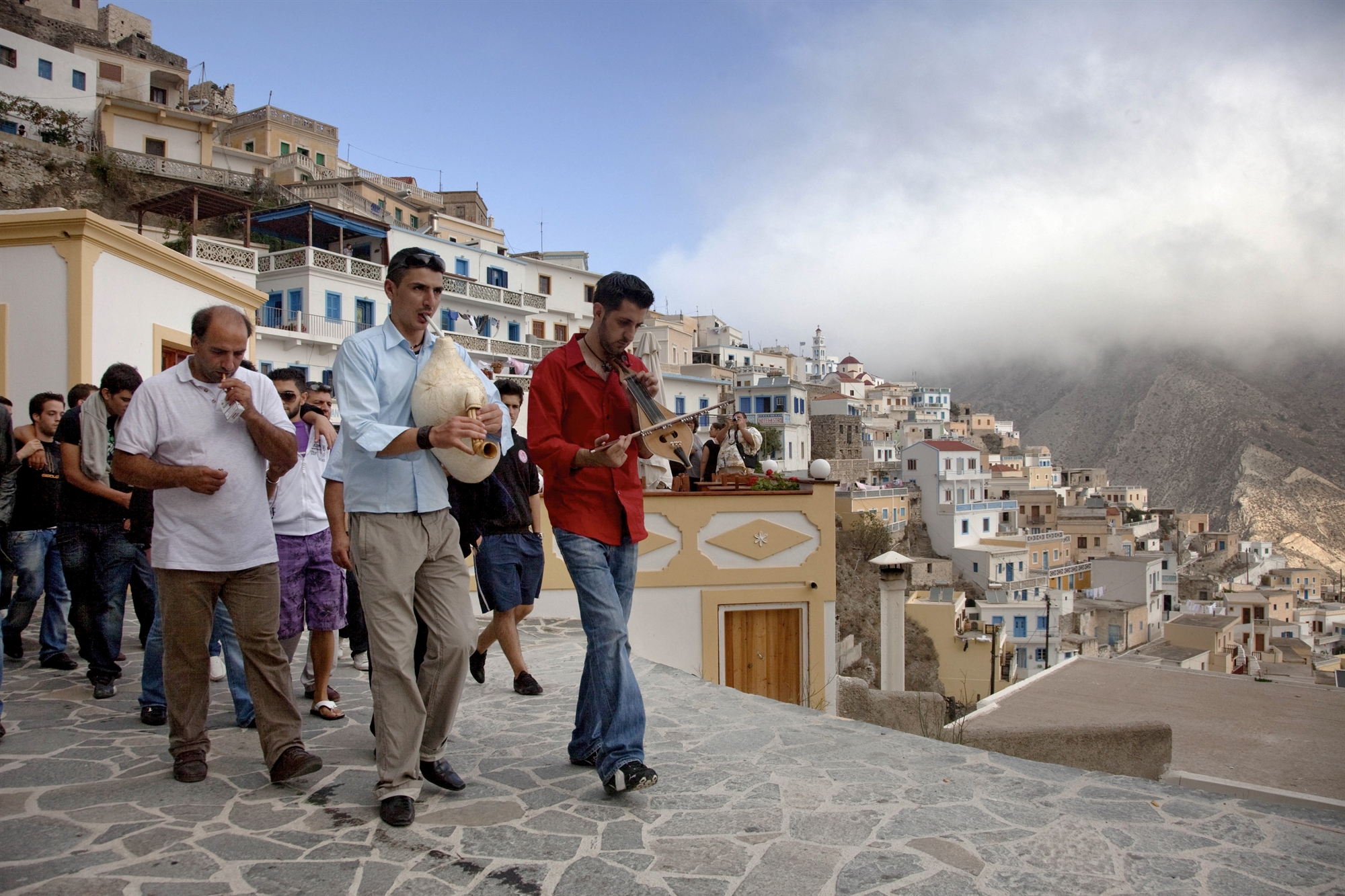 Αι γενεαί πάσαι στα πανηγύρια-3