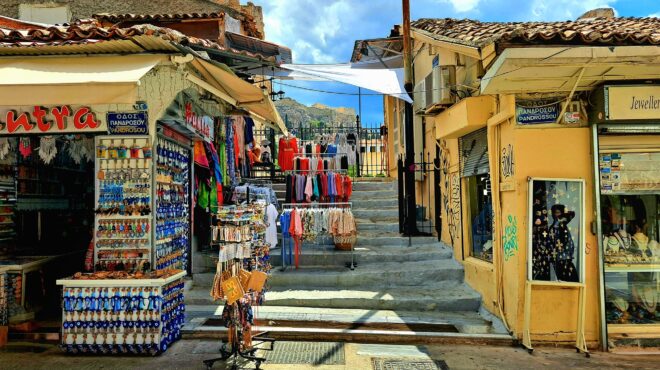 στα-σκαλάκια-της-πανδρόσου-και-στα-π-562573783