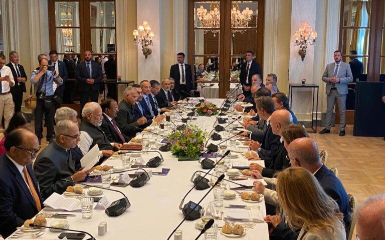 Επίσκεψη Μόντι: Τι συζητήθηκε στα επιχειρηματικά τετ α τετ Ελλάδας – Ινδίας
