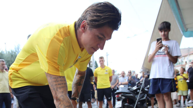 αεκ-ντιναμό-ζάγκρεμπ-αναβολή-και-βα-562560115