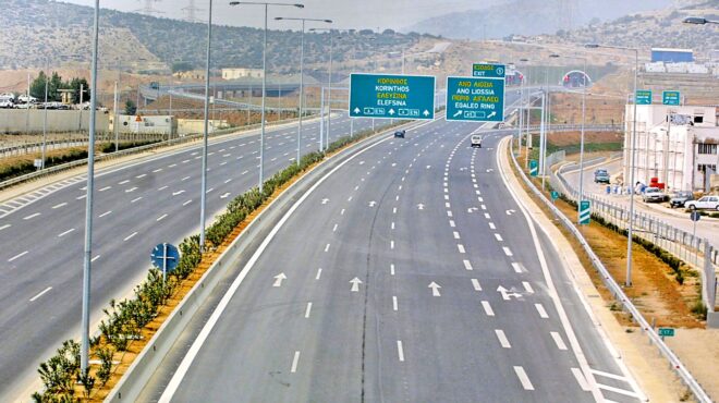 ποιοι-διεκδικούν-τον-λιμένα-του-βόλου-562576351