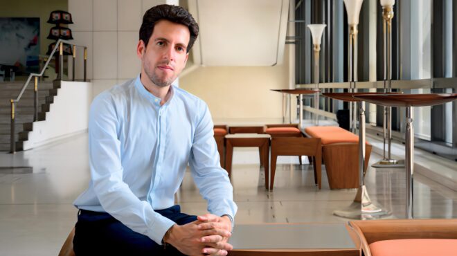 ο-σκηνοθέτης-τομ-βολφ-στην-κ-ολη-μου-562572760