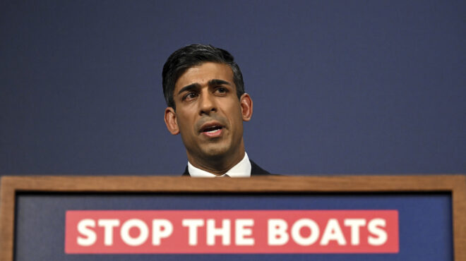 βρετανία-μετά-το-brexit-στο-στόχαστρο-η-ευρ-562564123