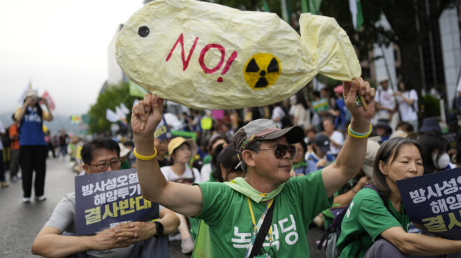 διαδηλώσεις-στη-σεούλ-κατά-του-επεξερ-562566019