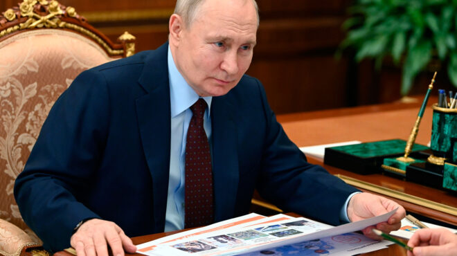 ρωσία-με-εντολή-πούτιν-η-κεντρική-τράπ-562568455