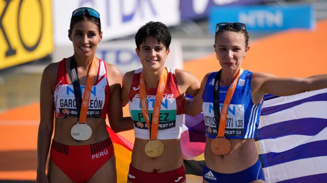 χάλκινο-μετάλλιο-στο-παγκόσμιο-πρωτά-562580785