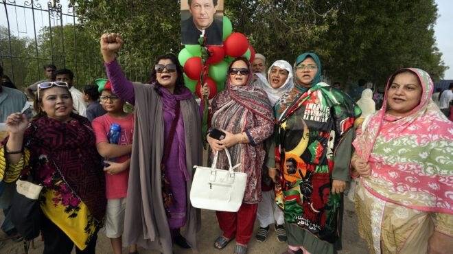 πακιστάν-ανεστάλη-η-καταδίκη-του-πρώη-562588282