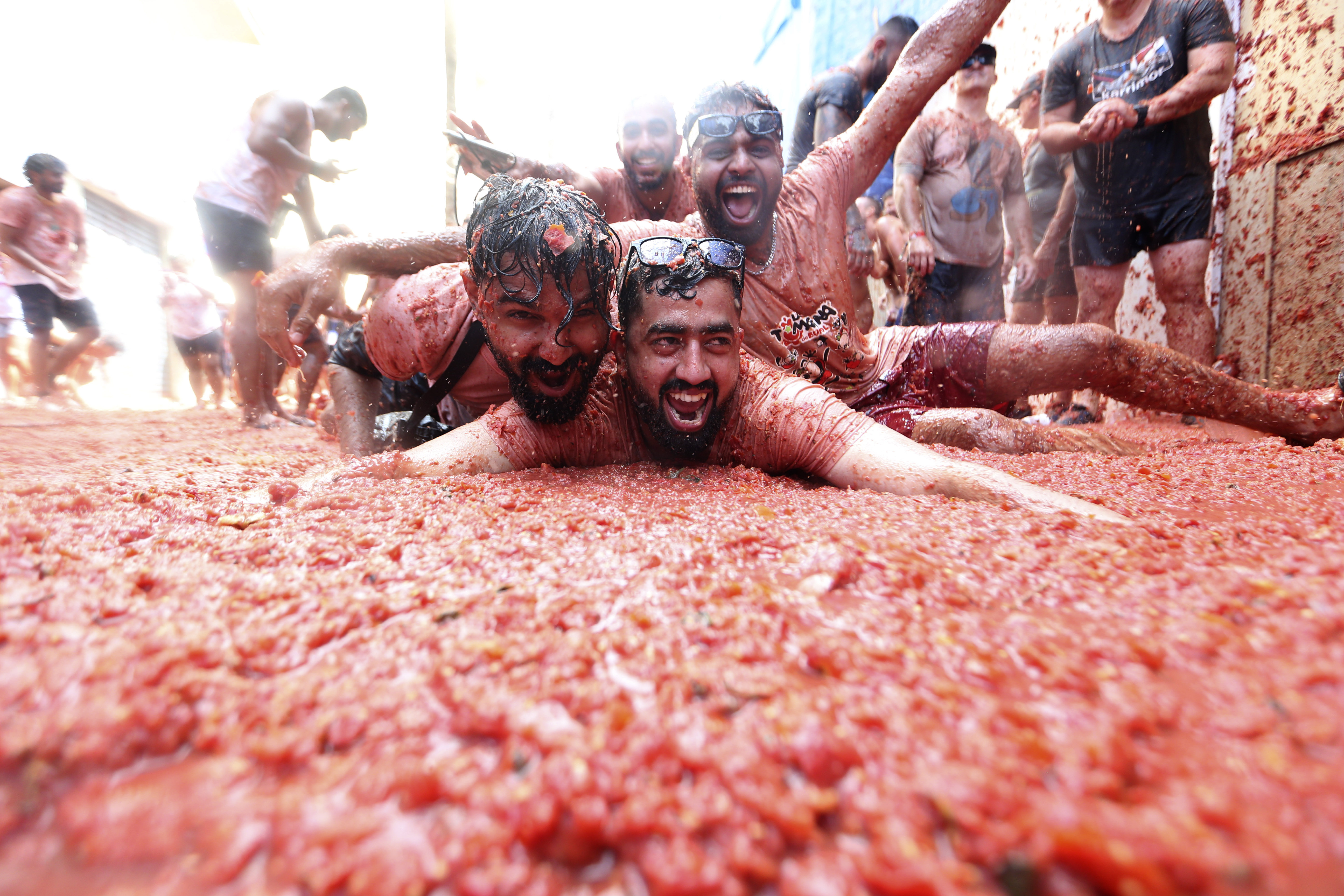 Tomatina: Ο ντοματοπόλεμος της Ισπανίας επέστρεψε σφοδρότερος-10