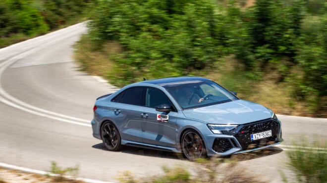 δοκιμάζουμε-το-εκρηκτικό-audi-rs-3-αυτή-την-κ-562552651