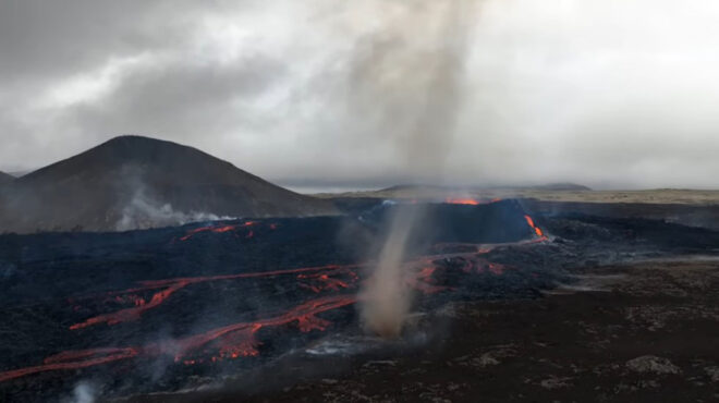 ισλανδία-ανεμοστρόβιλος-πάνω-από-τα-562552753