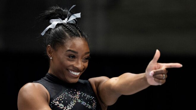 σιμόν-μπάιλς-εγραψε-ιστορία-με-τον-όγδ-562586026