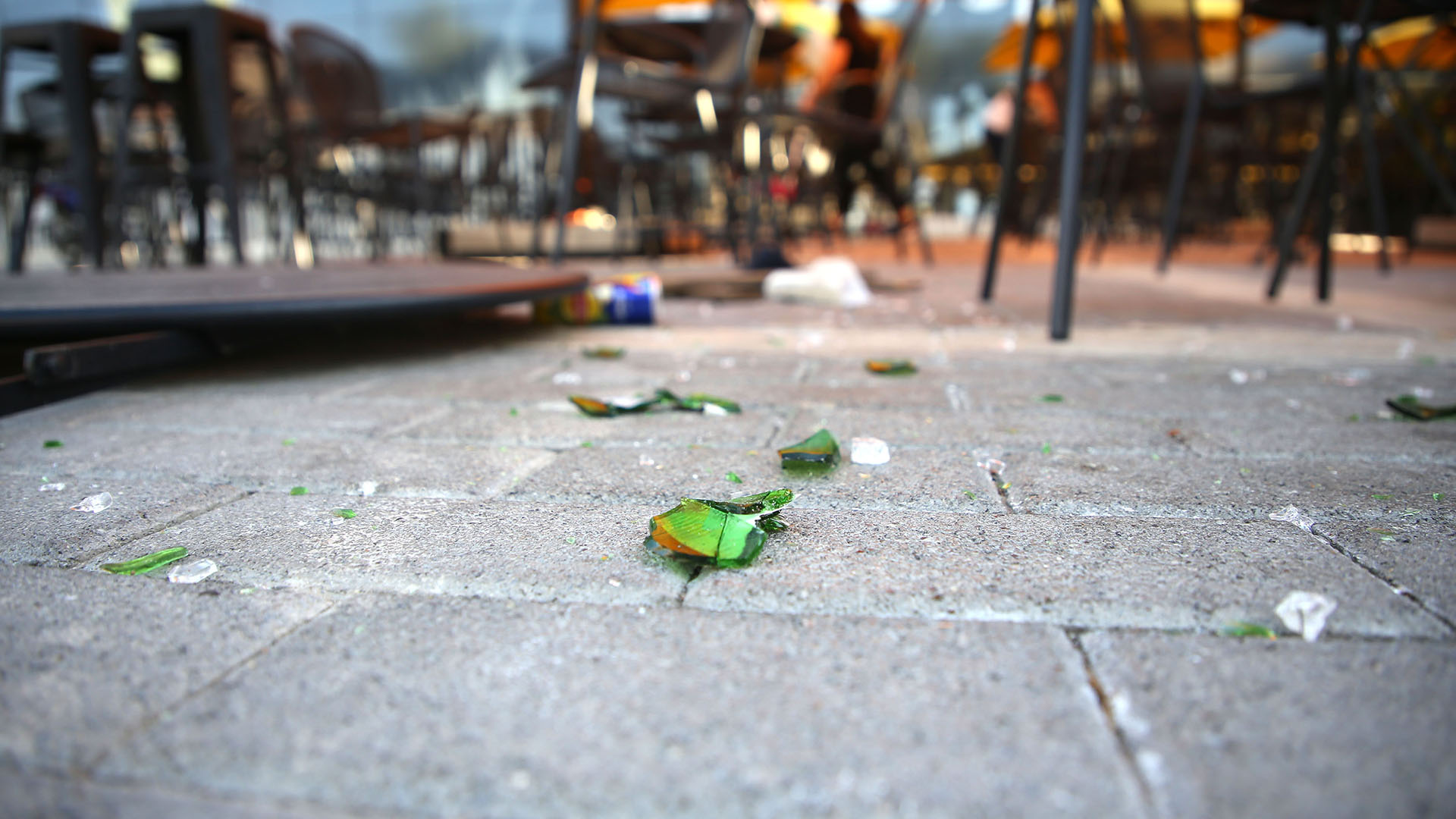 Νέα Φιλαδέλφεια: Νεκρός οπαδός της ΑΕΚ μετά την επίθεση Κροατών χούλιγκαν – 98 συλλήψεις-1