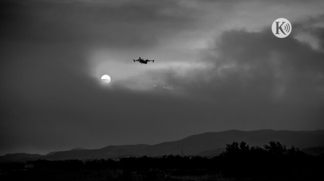ράδιο-κ-οι-φωτιές-του-καλοκαιριού-πρ-562589605