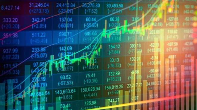 bloomberg-h-ελλάδα-επιστρέφει-στην-επενδυτικ-562556446