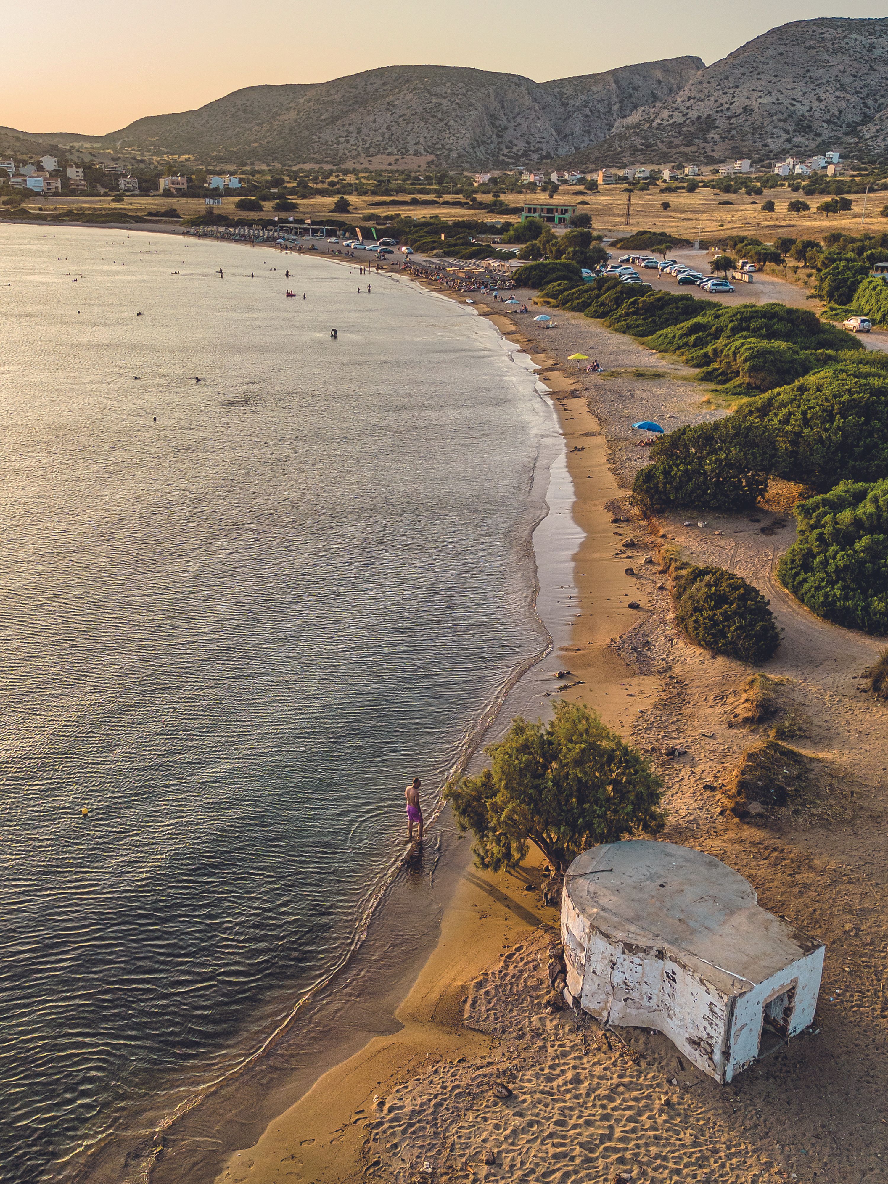 Beach-hopping στις ελεύθερες παραλίες της Αττικής-4