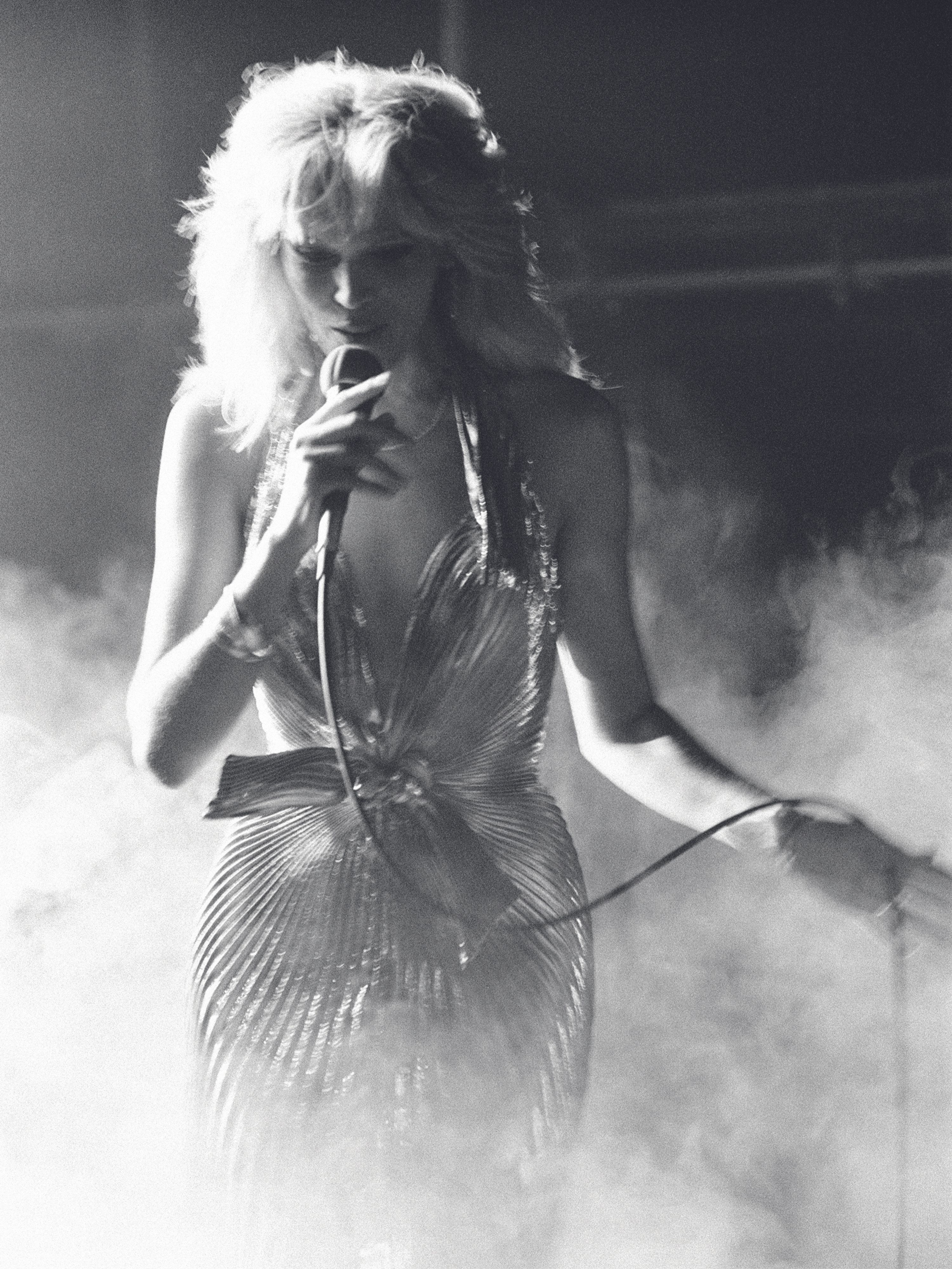 Η Αμάντα Λιρ για τη ζωή, την καριέρα της, την Ελλάδα και την ταινία Daliland-1