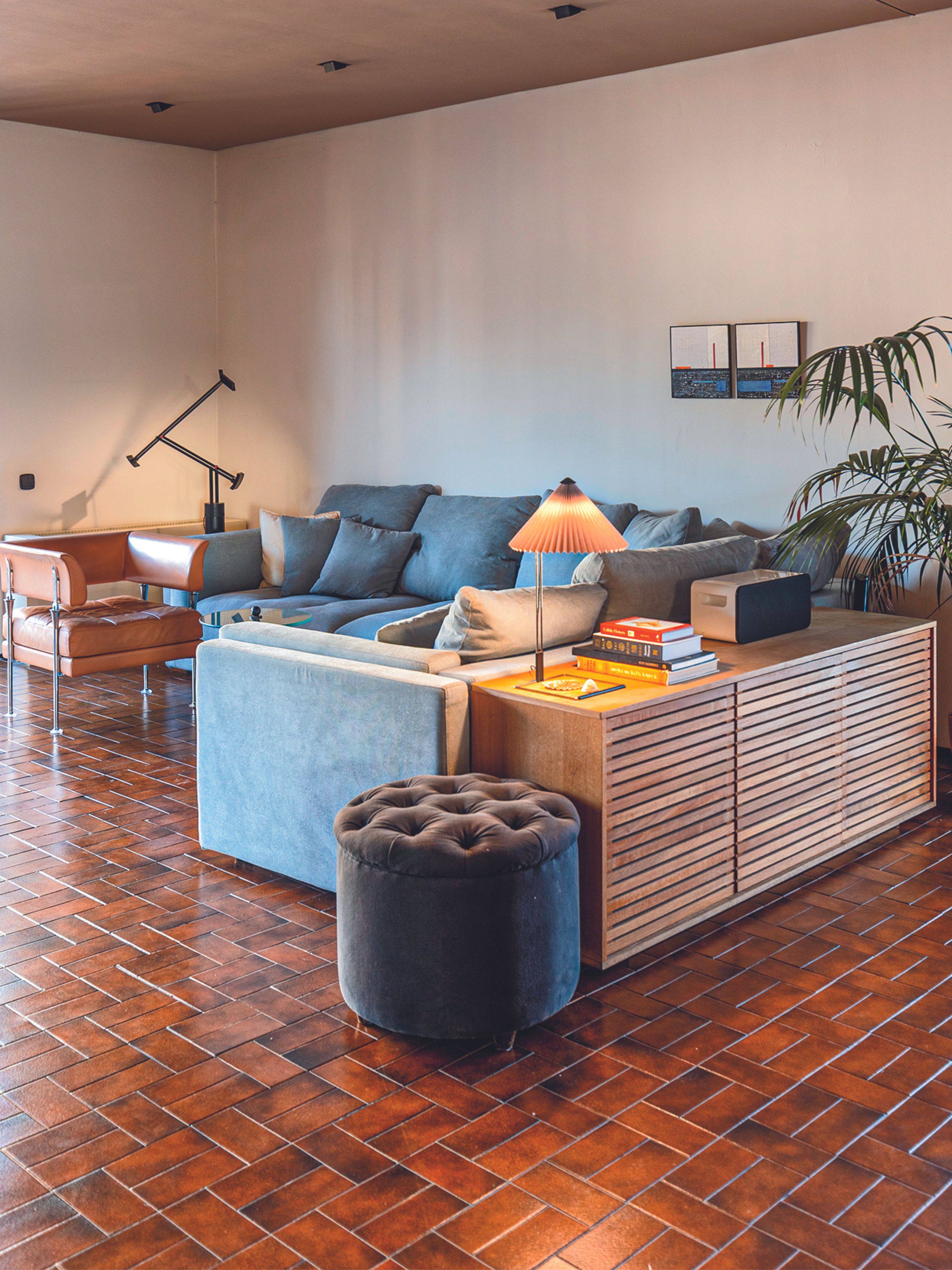 My Space: Φως και μυρωδιές σ’ ένα διαμέρισμα των Εξαρχείων-6