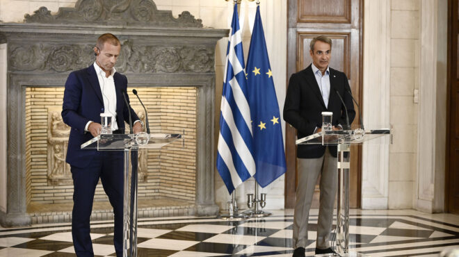 τα-μέτρα-εντός-και-εκτός-γηπέδων-για-τη-562569010