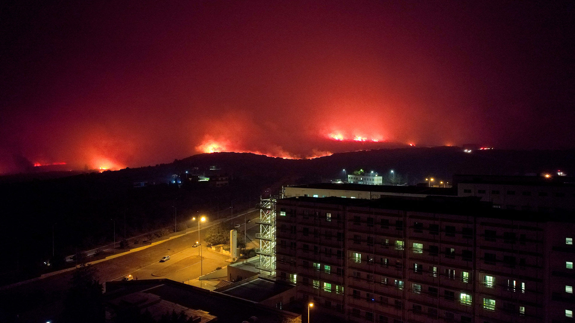Αλεξανδρούπολη: Προς την Καβάλα το «Αδαμάντιος Κοραής», που μετατράπηκε σε πλωτό νοσοκομείο-1
