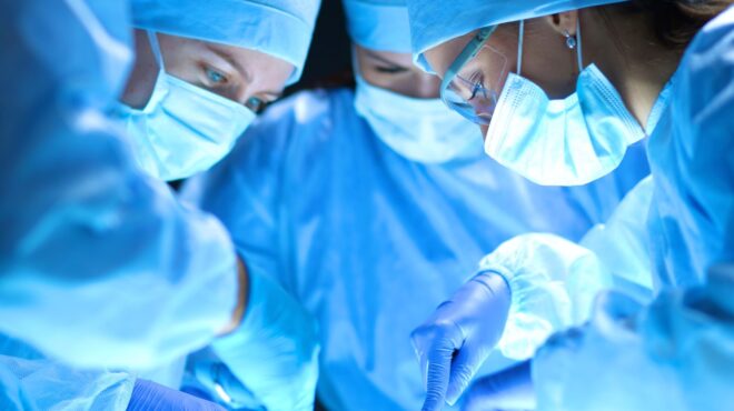 λιγότερες-οι-επιπλοκές-και-οι-θάνατο-562591594