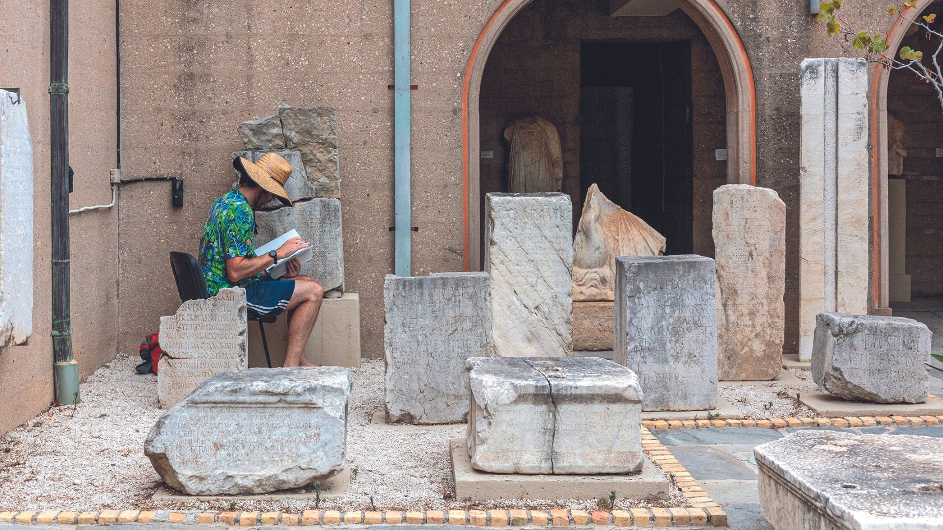 Μια κρυμμένη Ριβιέρα βρίσκεται στην παλιά Αθηνών-Κορίνθου-8