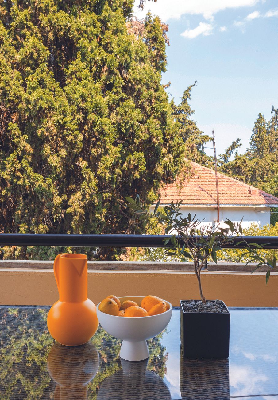 Μy Space: Εργα τέχνης, λουλούδια και λιχουδιές σε ένα διαμέρισμα στο Παλαιό Ψυχικό-7