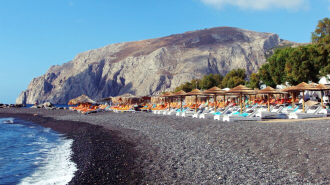 λύση-από-αέρος-για-τις-παρανομίες-στις-562564366