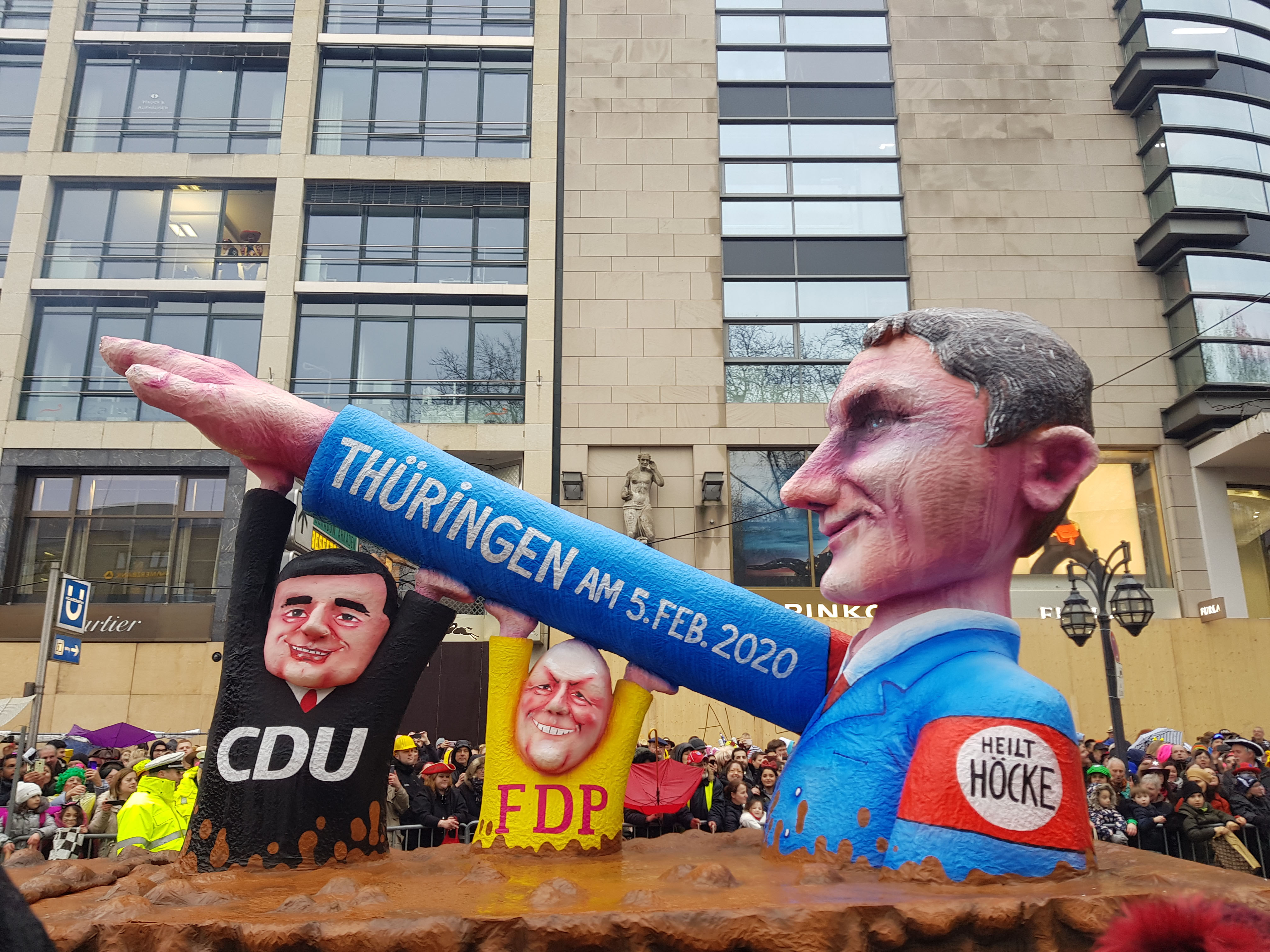 Η Γερμανία – για πρώτη φορά – στο επίκεντρο της ακροδεξιάς «καταιγίδας»-5