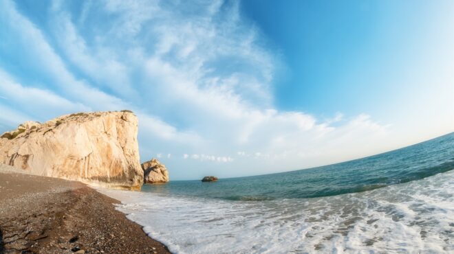 ας-ρίξουμε-χαριτωμένη-τα-φορέματα-562584631