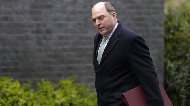 βρετανία-παραιτήθηκε-ο-υπουργός-άμυν-562591525