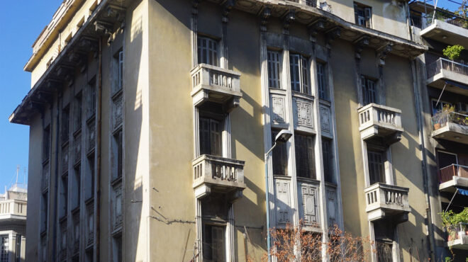 εναν-αιώνα-μετά-η-πολυκατοικία-της-μαρ-562563493