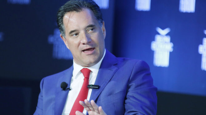 δικαίωμα-εργασίας-σε-δύο-εργοδότες-562556158