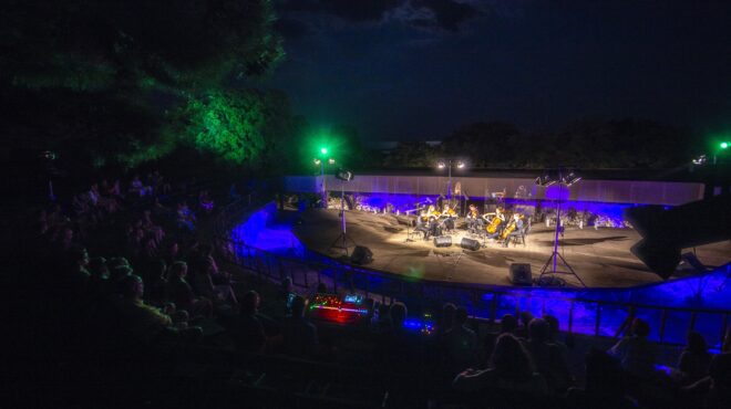 αυγουστιάτικες-συναυλίες-σε-λίμνες-θ-562554790