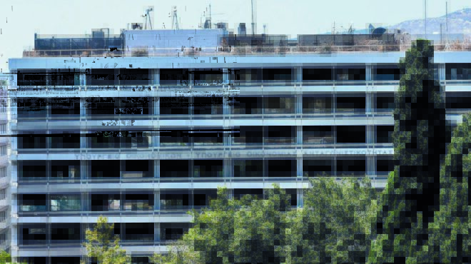 τέλος-τα-χειρόγραφα-βιβλία-σε-εφορίες-562563133