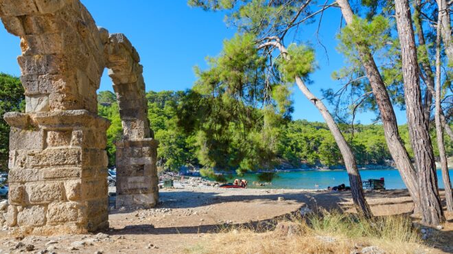 στη-μαγιόρκα-διώχνουν-τους-ξένους-του-562581874