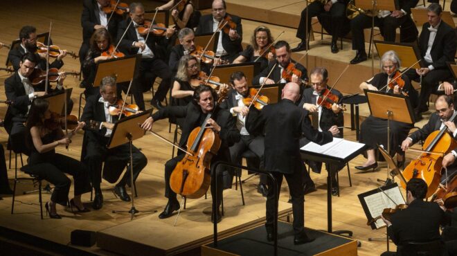 ελγκαρ-και-μπρούκνερ-από-τον-κρίστοφ-ε-562584781