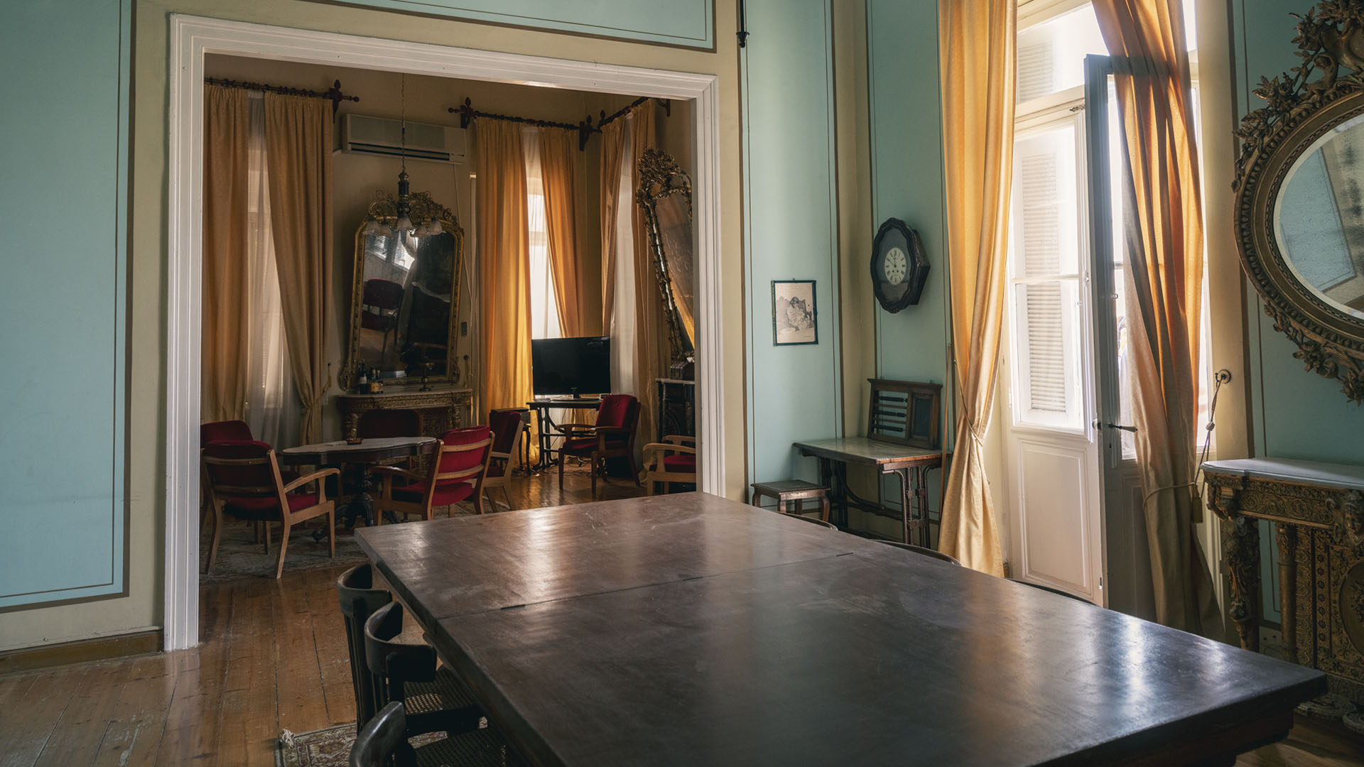 «Τα κτίρια γερνάνε μαζί με εμάς»-2