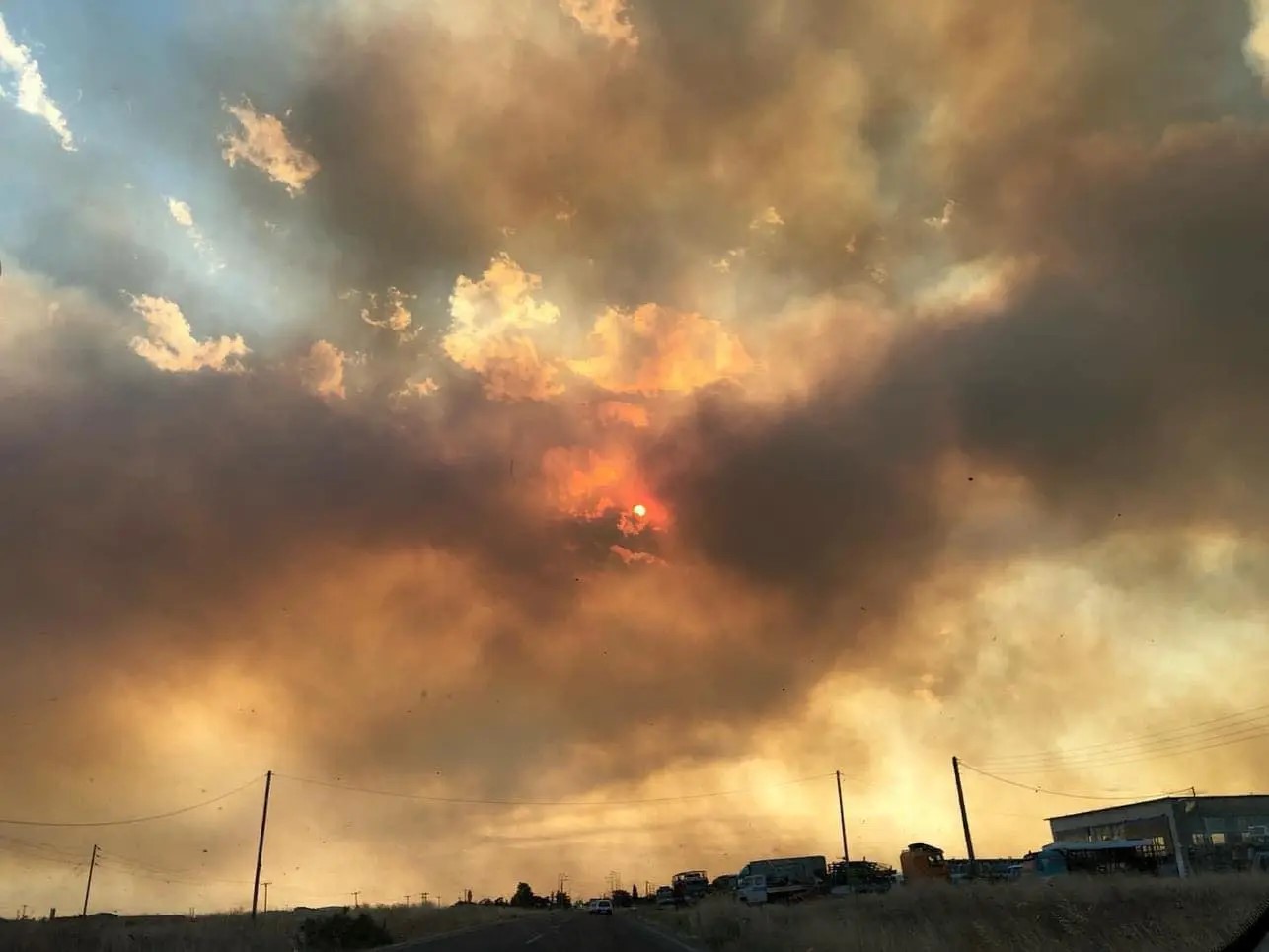 Αλεξανδρούπολη: Μαίνεται η μεγάλη πυρκαγιά – Εκκενώνονται 8 οικισμοί-1