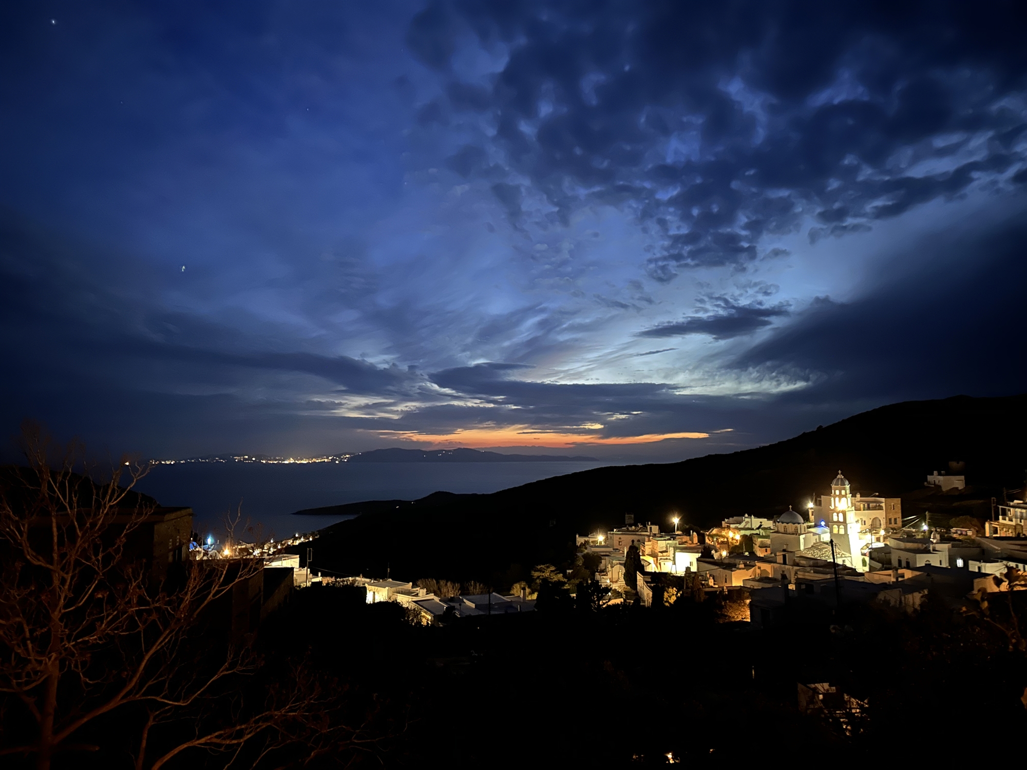 Τι μένει ακόμη να σωθεί στο νησί; – Τρεις αρχιτέκτονες μετρούν τις αλλαγές στο τοπίο-1