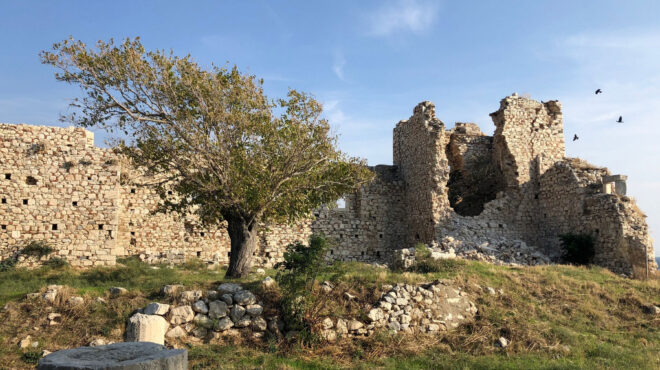 κρας-τεστ-στα-μνημεία-για-τους-σεισμού-562551610