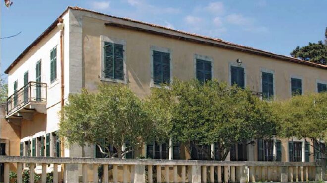 η-ιακωβάτειος-βιβλιοθήκη-έμεινε-στο-562571227