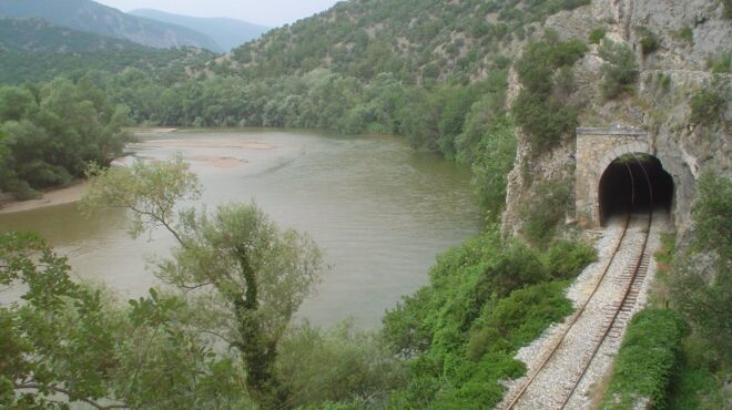 τρέχουν-οι-διαγωνισμοί-για-πέντε-αρ-562582165