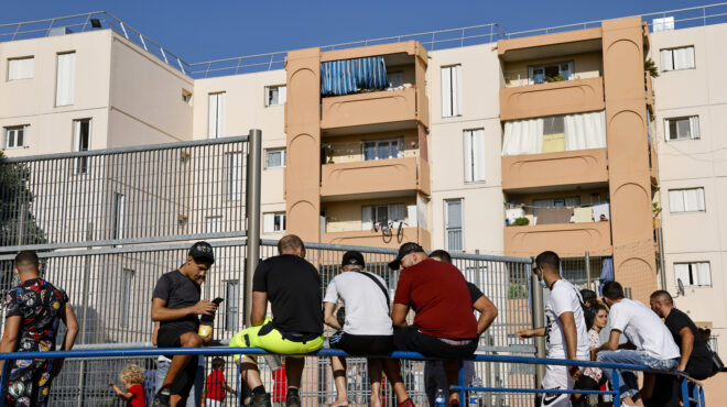 η-γαλλία-θα-απαγορεύσει-την-αμπάγια-στ-562586011