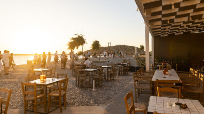 h-πορτάρα-του-naxos-apothecary-ένα-νησιώτικο-μπιστρό-562563343