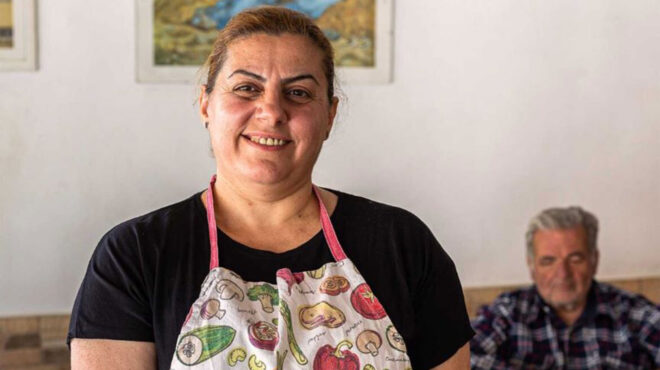 στο-καφενείο-του-μπουλταδάκη-στα-χανι-562568224