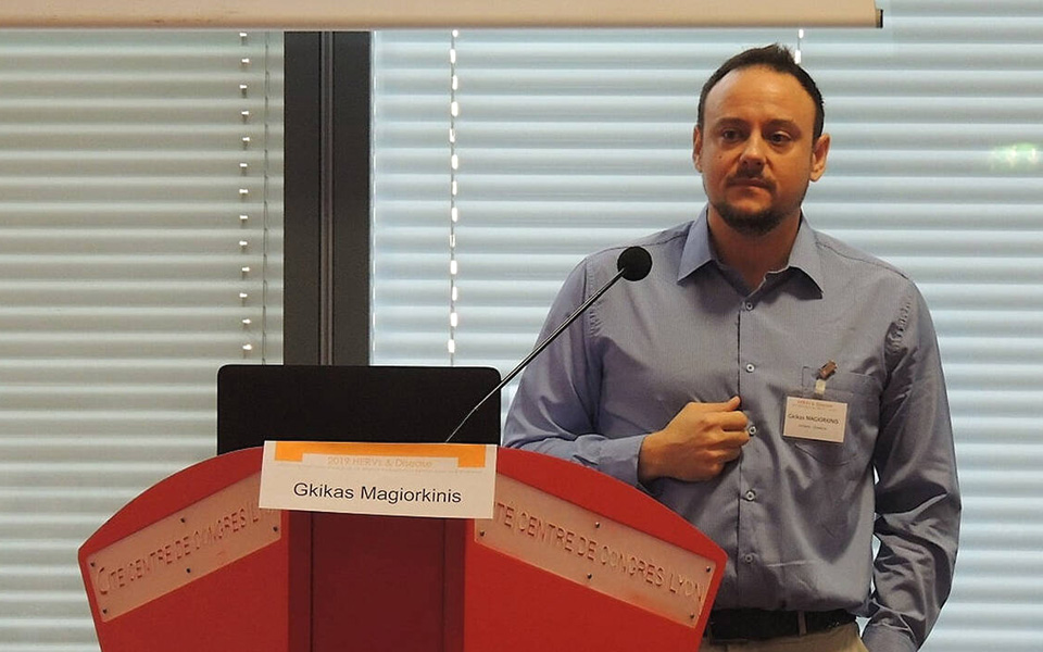 «Ο πυρετός αυτή την περίοδο πιθανότατα σημαίνει Covid» – Σε ύφεση οι υπόλοιπες ιώσεις-1