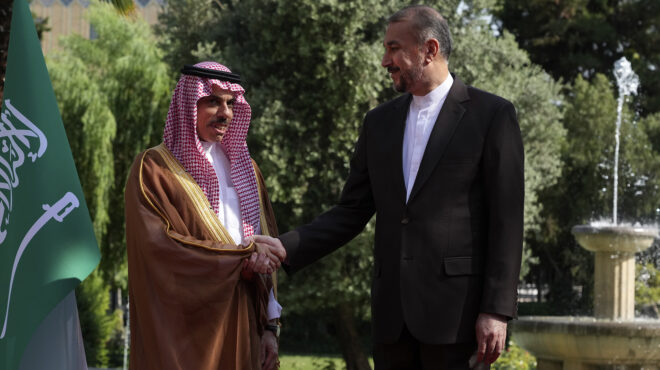 επίσκεψη-του-ιρανού-υπουργού-εξωτερι-562570147