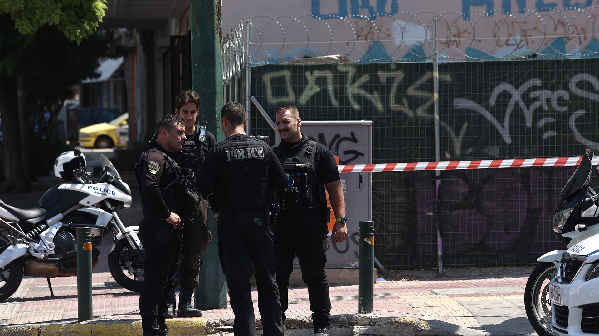 Επεισόδιο με πυροβολισμούς στον Κολωνό – Ενας τραυματίας-3